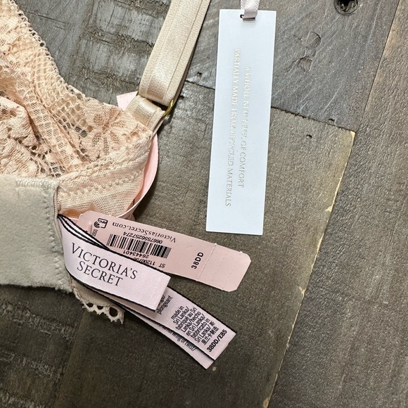 Victoria Secret and Target Brand New Lace Bra Duo - 38D and 38DD - Picture 4 of 8
